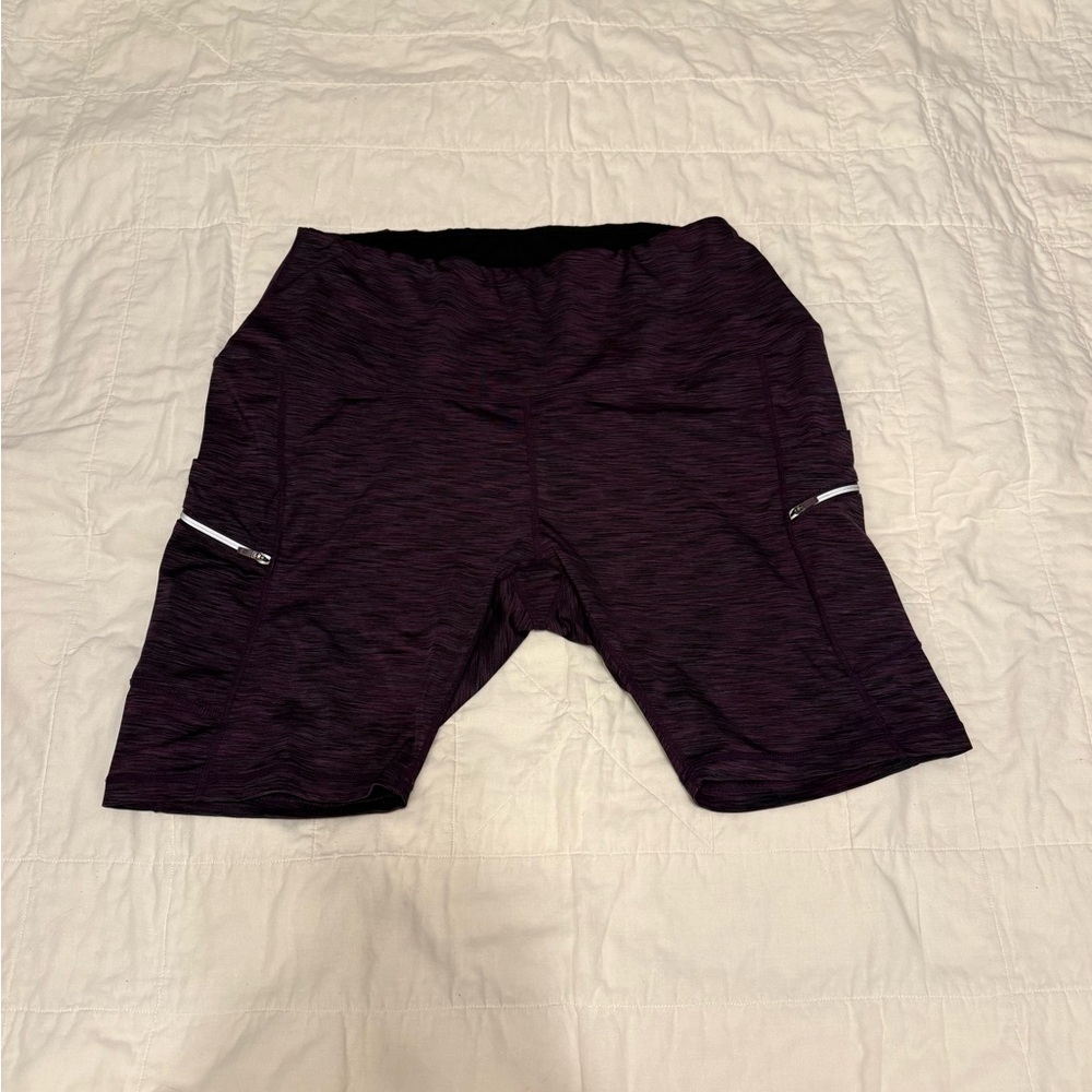 Woman's Heather Purple And Black Athletic Gym Yoga Shorts, Fits XL